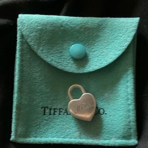 Tiffany’s heart “mom” charm